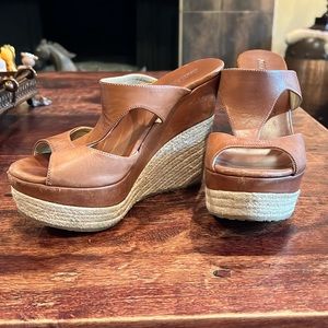 Jimmy Choo size 39.5 platform espadrille